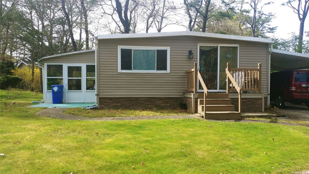 525 100 Riverleigh Avenue, Riverhead, NY 11901 Trulia