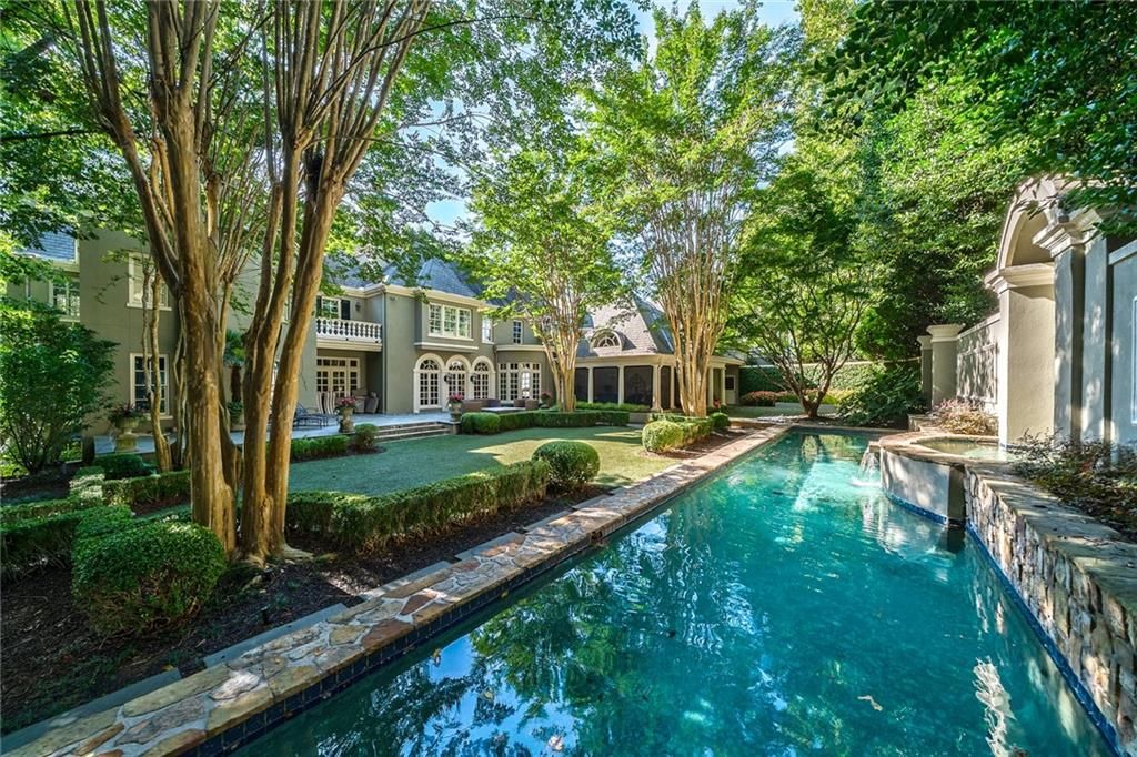 3595 Tuxedo Ct NW, Atlanta, GA 30305