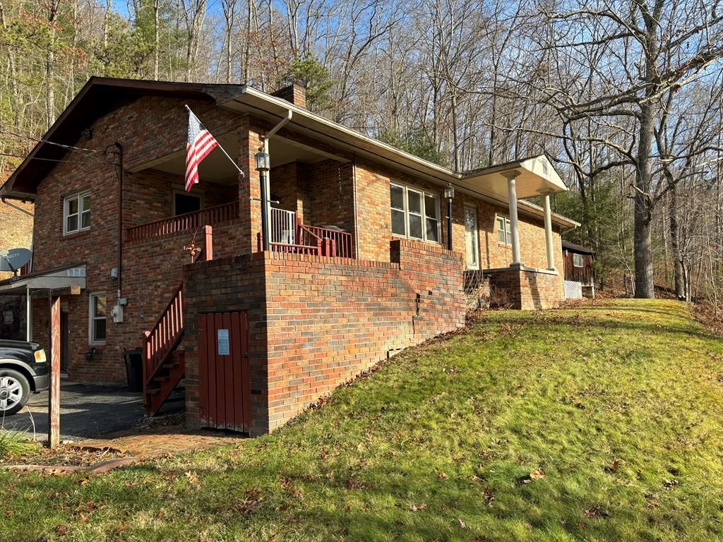 1651 Indian Creek Rd, Cedar Bluff, VA 24609 Trulia