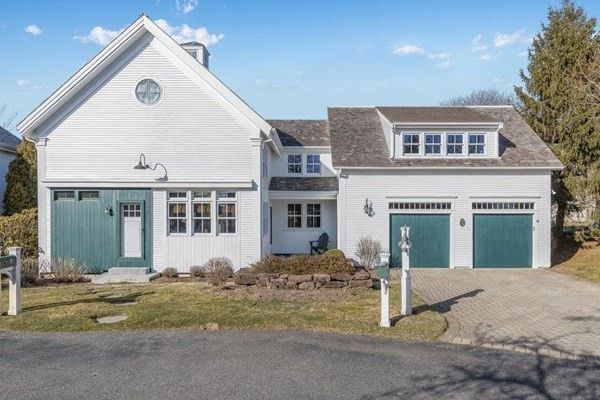 9 Cod Ln #9, Harwich Port, MA 02646
