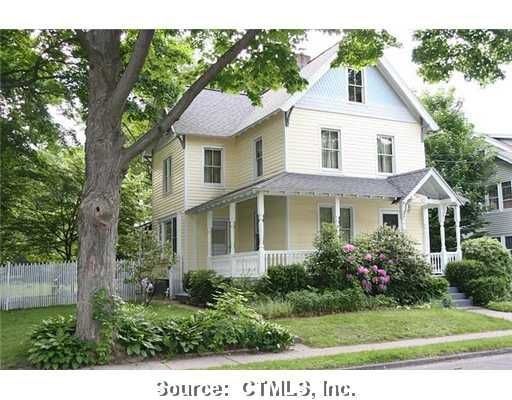 82 Preston St, Windsor, CT 06095