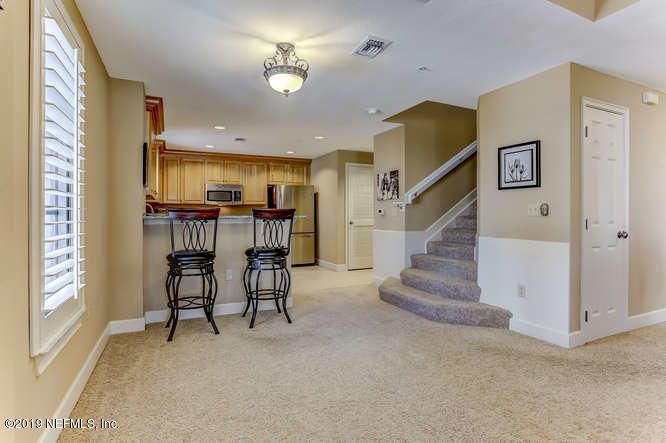 1478 Riverplace Blvd #201, Jacksonville, FL 32207