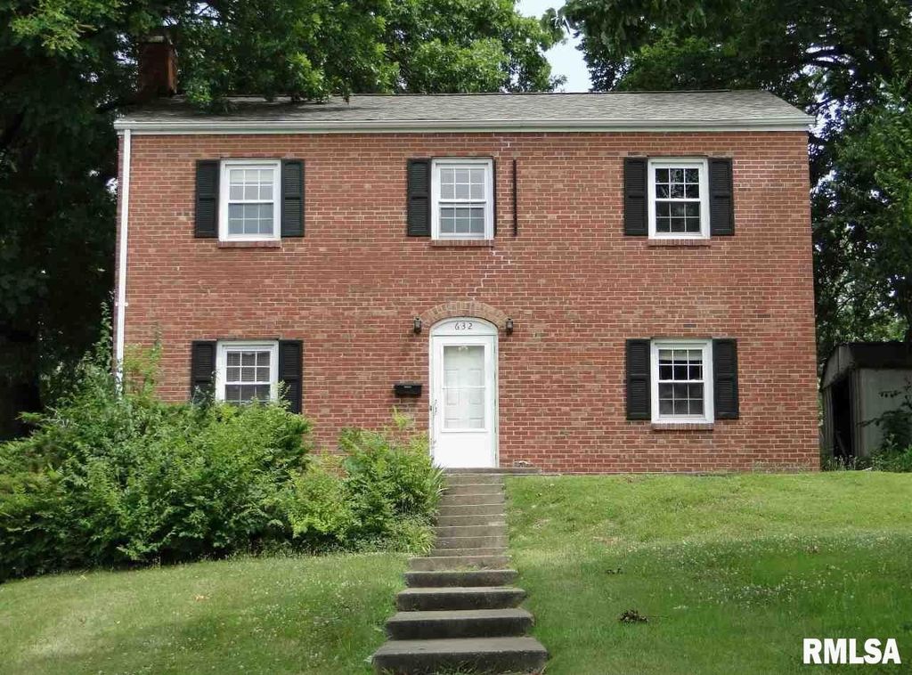 632 W Murray St, Macomb, IL 61455