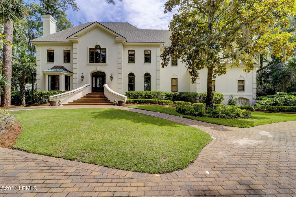 1 Oak Point Landing Rd, Hilton Head Island, SC 29928