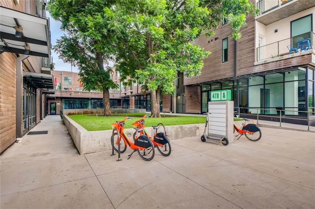 1800 E 4th St #319, Austin, TX 78702