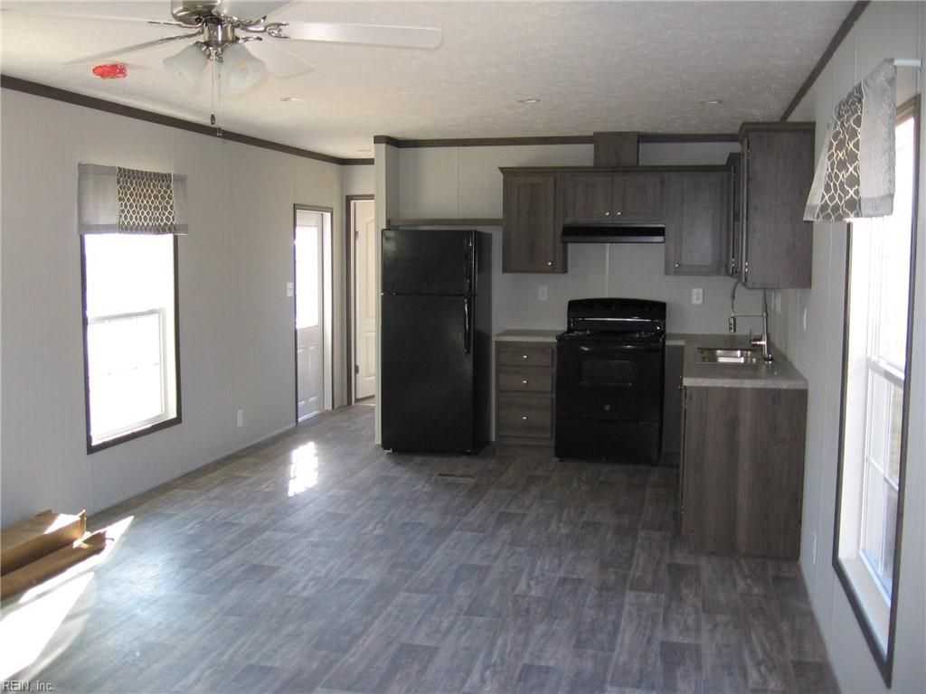 8781 Smithfield Apartments Ln, Smithfield, VA 23430 2 Bed, 2 Bath