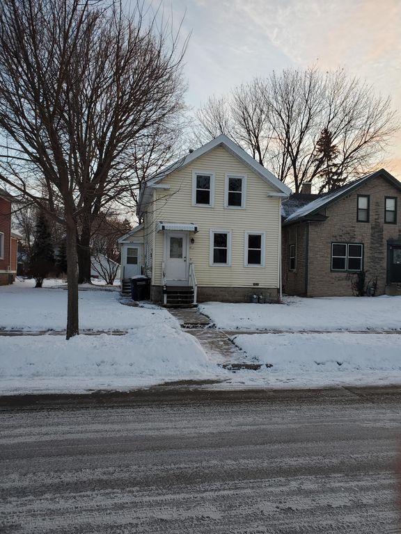 911 Otter Ave, Oshkosh, WI 54901 Trulia