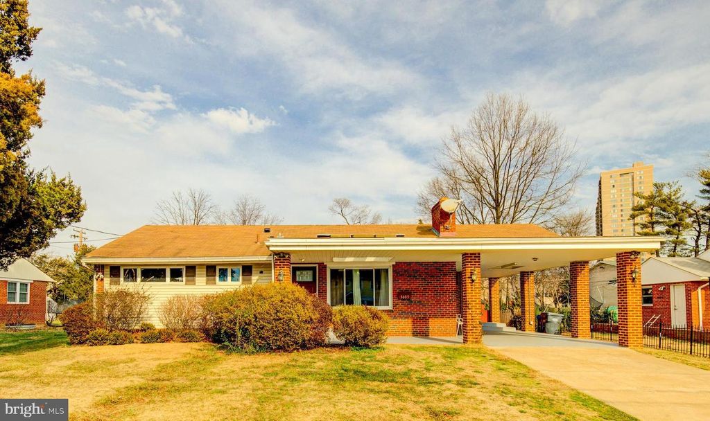 3605 Paul St, Alexandria, VA 22311