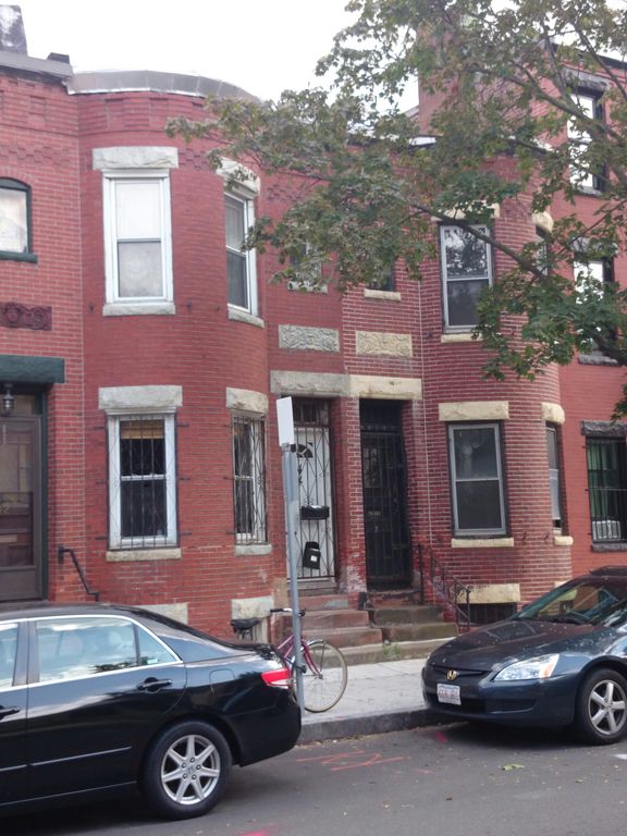 44 Warwick St, Roxbury, MA 02120