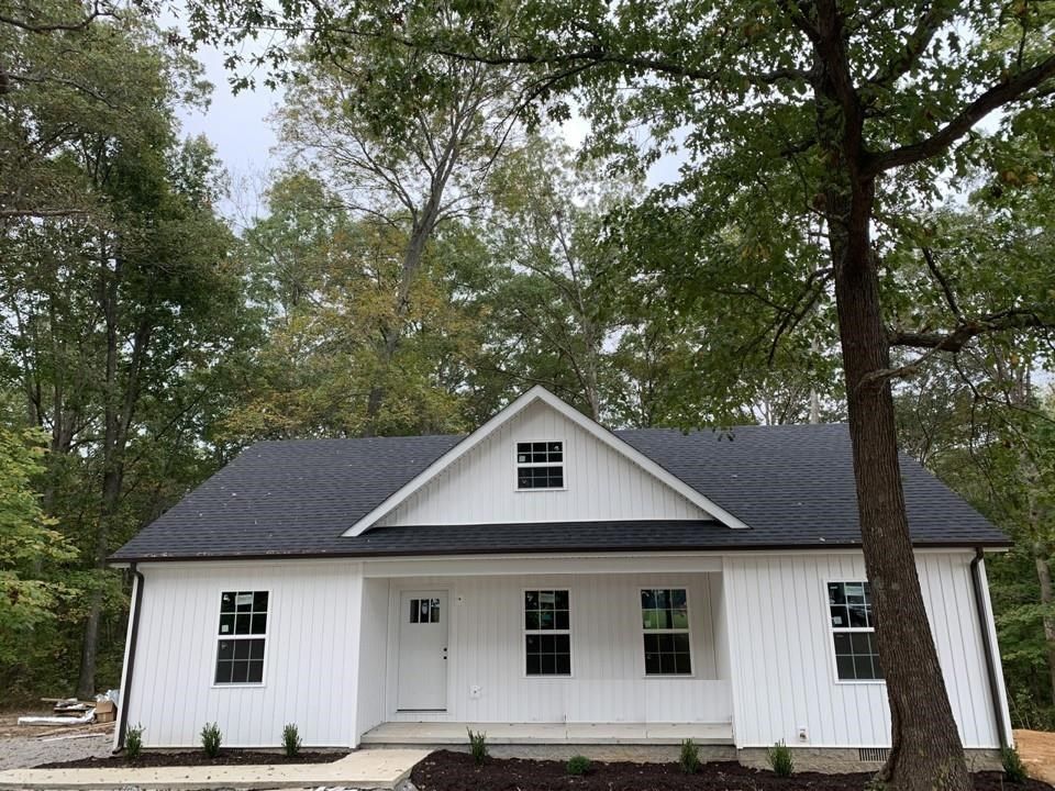 180 Barnett Rd #T, Auburn, KY 42206