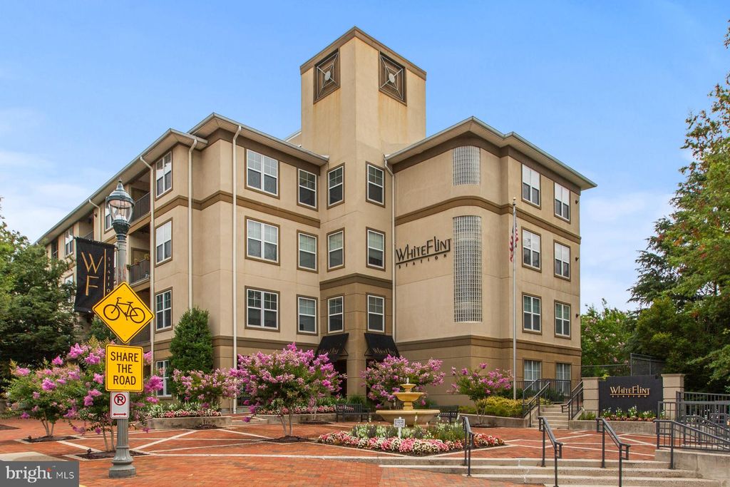 11800 Old Georgetown Rd #1112, North Bethesda, MD 20852
