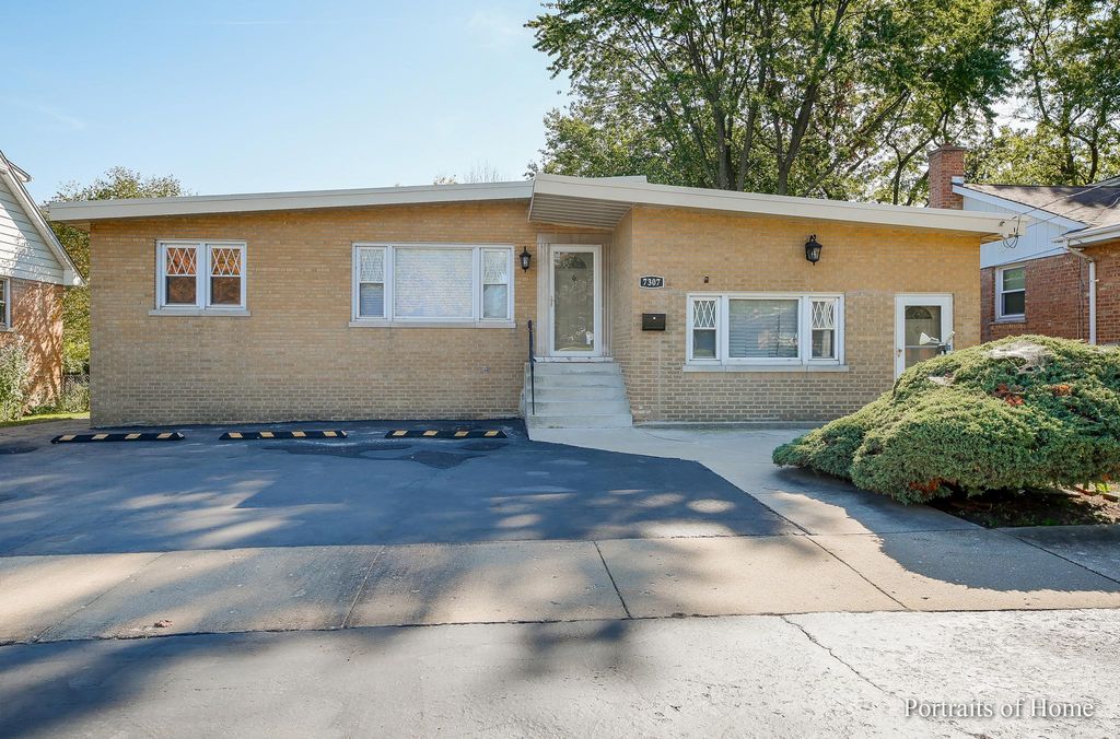 7307 W 111th St, Worth, IL 60482 Trulia