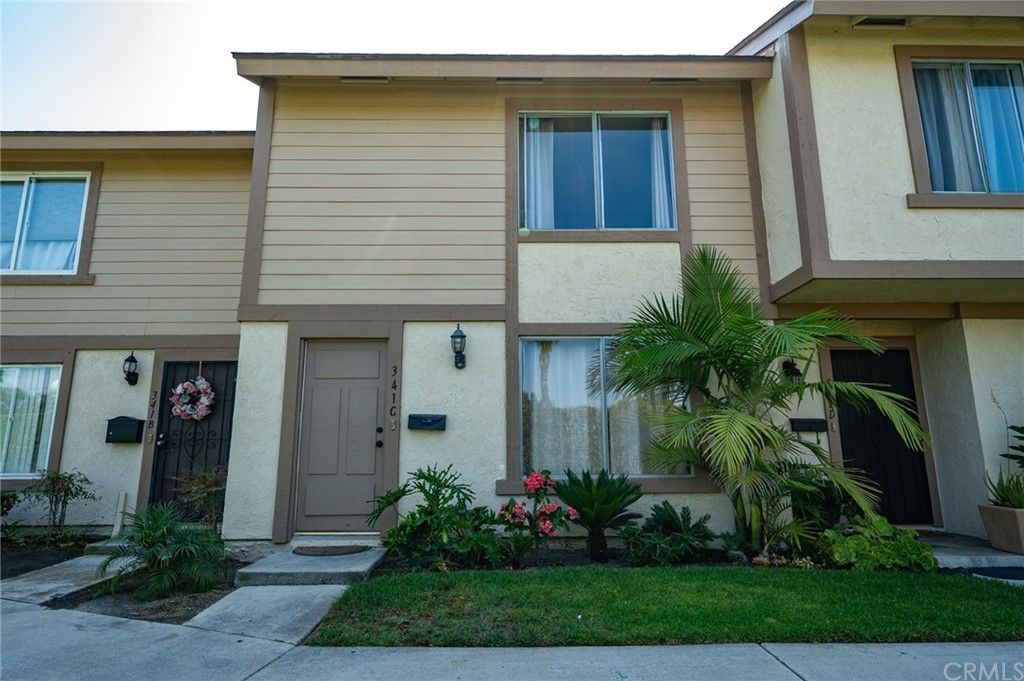 341 Carriage Dr #49, Santa Ana, CA 92707