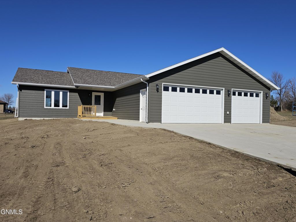 1415 2nd Ave NW, Beulah, ND 58523