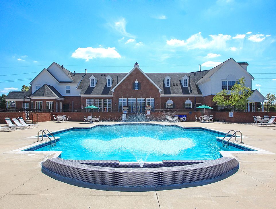 1025 Westbury Blvd, Howell, MI 48843