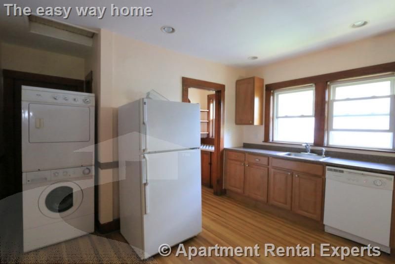 46 Saville St #2, Cambridge, MA 02138