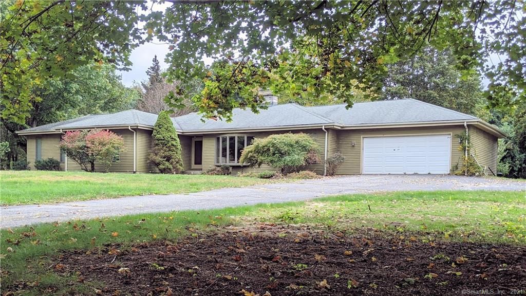 95 Duane Ln, Burlington, CT 06013