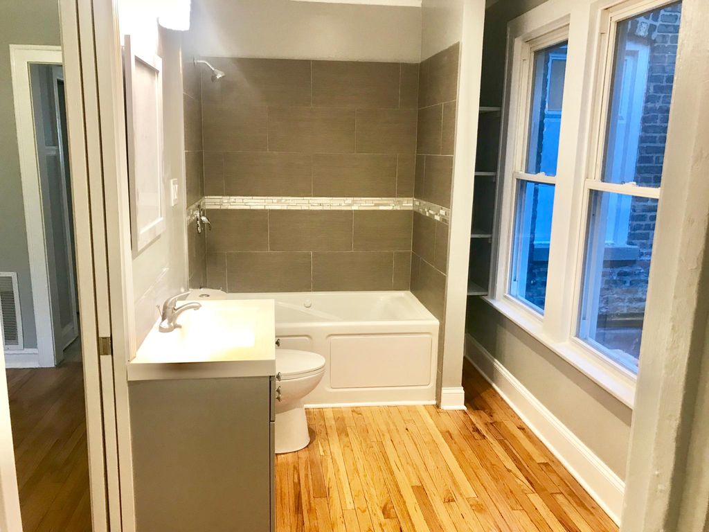 2524 W Fullerton Ave #2, Chicago, IL - 2 Bed, 2 Bath Apartment - 18