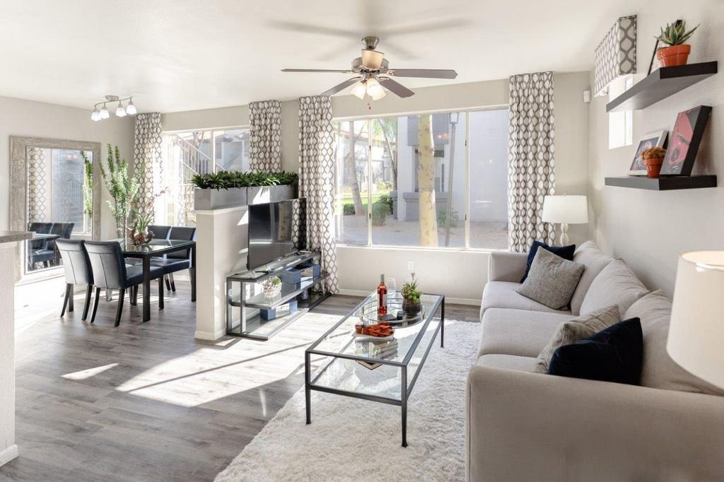 1320 S Val Vista Dr, Mesa, AZ 85204