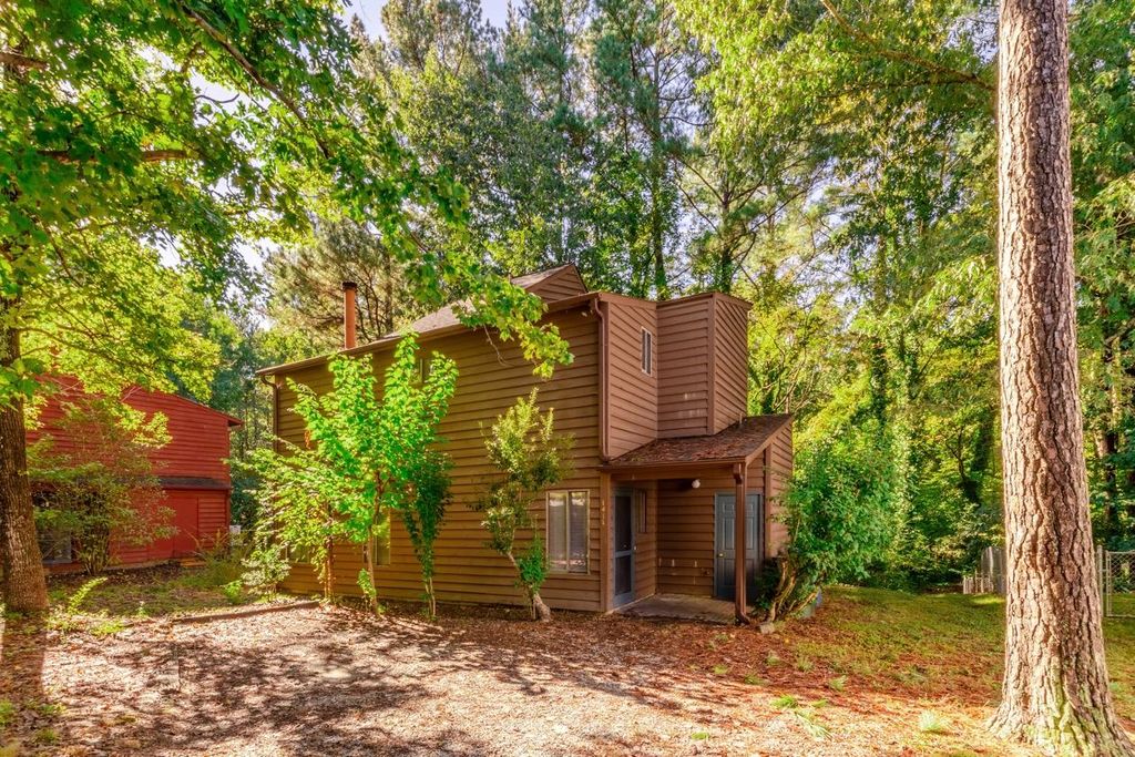 1411 Valley Run, Durham, NC 27707