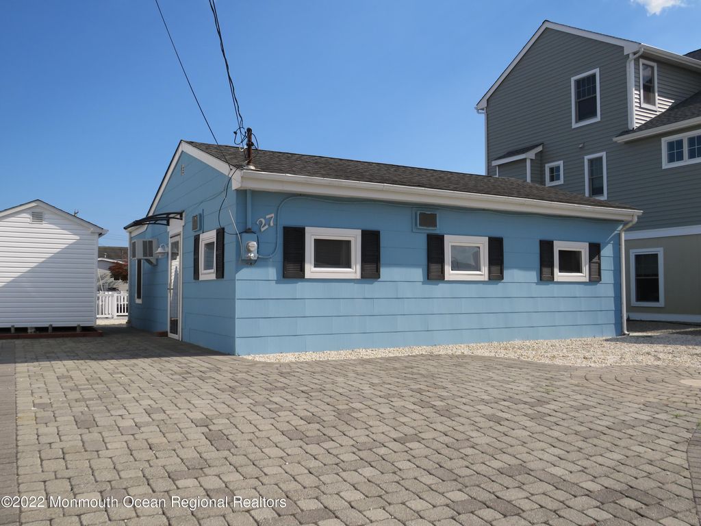 27 Gregg Dr, Manahawkin, NJ 08050 Trulia