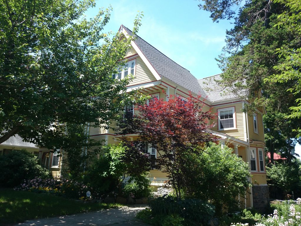 110 Melville Ave, Dorchester Center, MA 02124 Trulia