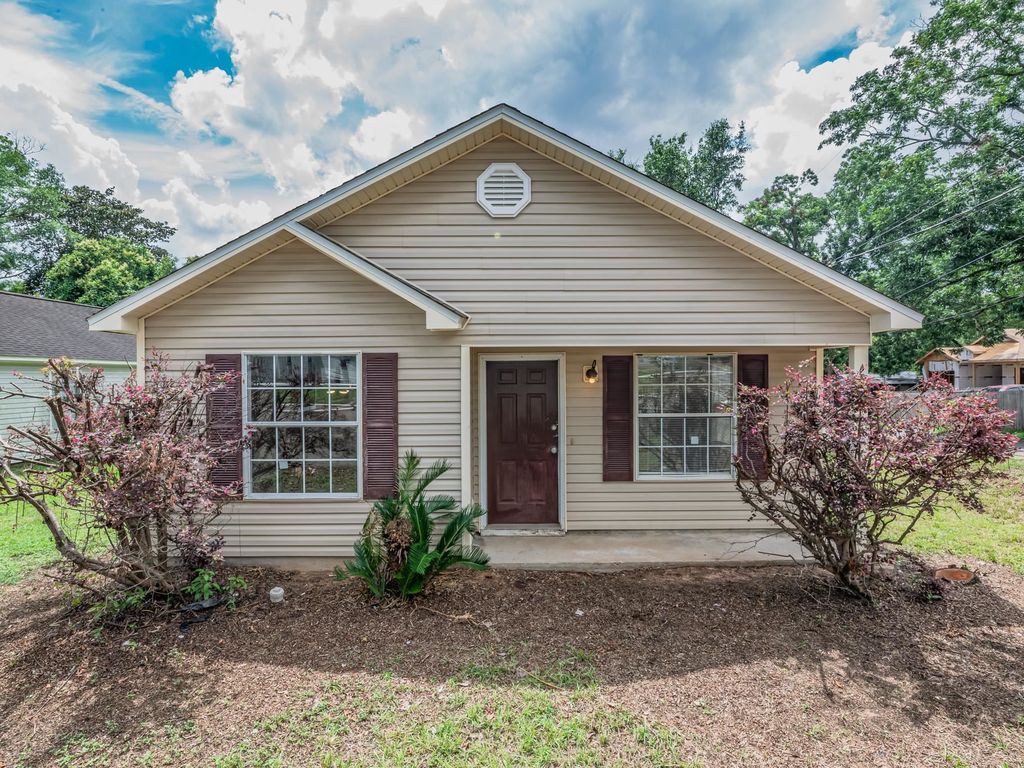 2250 Holton St, Tallahassee, FL 32310 MLS# 387971 Trulia