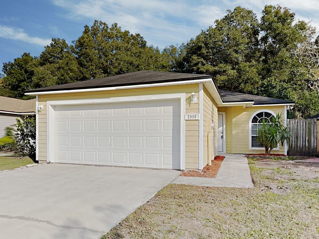 2999 Mikris Dr E, Jacksonville, FL 32225