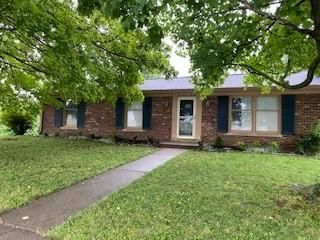 113 E Tiverton Way, Lexington, KY 40517