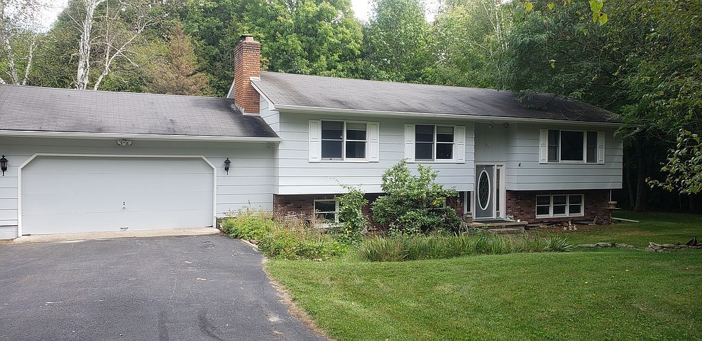 244 Soper St, Morrisonville, NY 12962