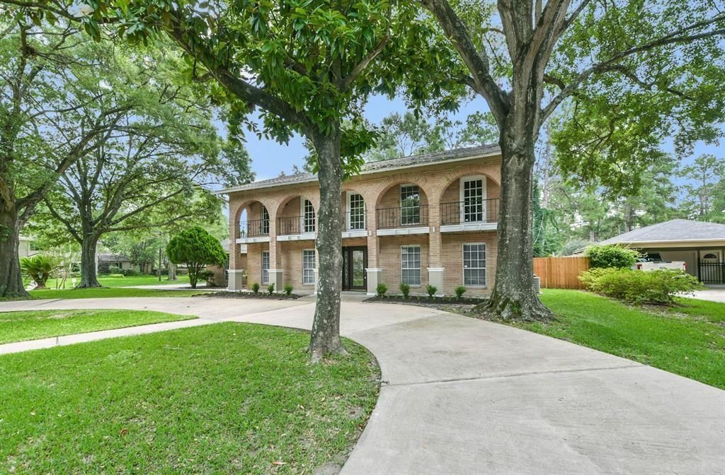 5903 Coral Ridge Rd, Houston, TX 77069