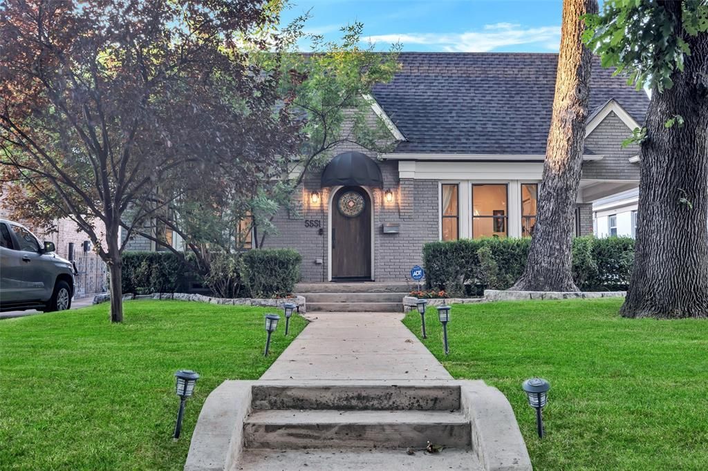 5551 Ridgedale Ave, Dallas, TX 75206