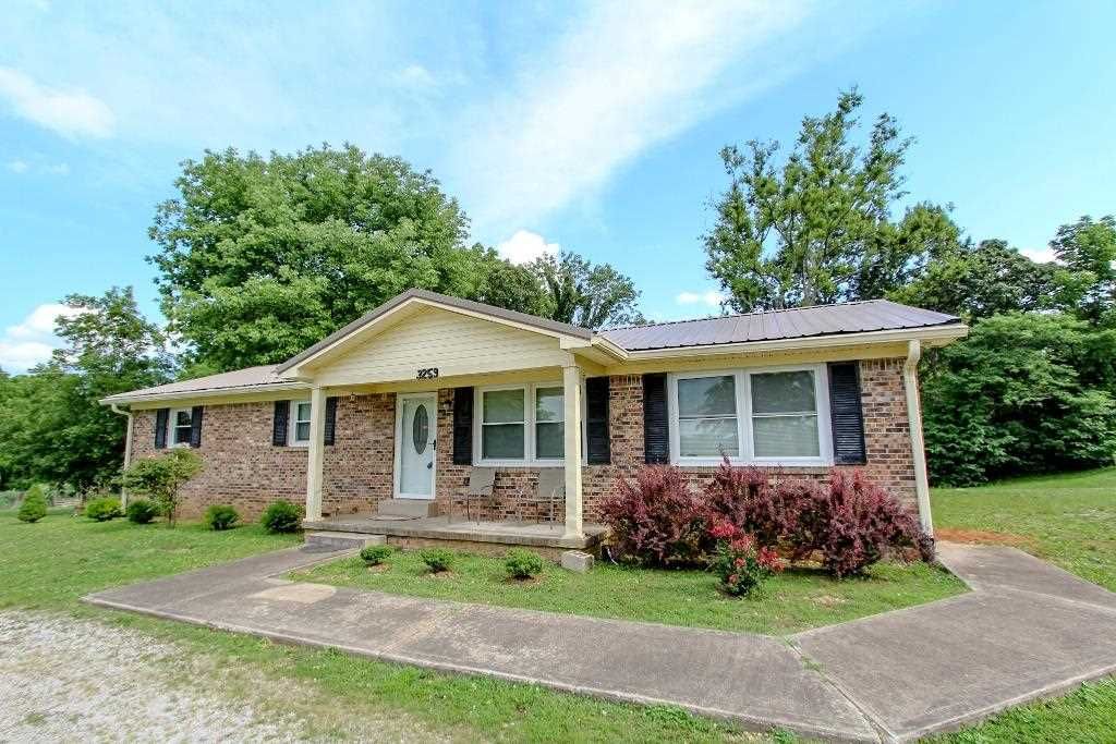 3259 Glen Lily Rd, Bowling Green, KY 42101