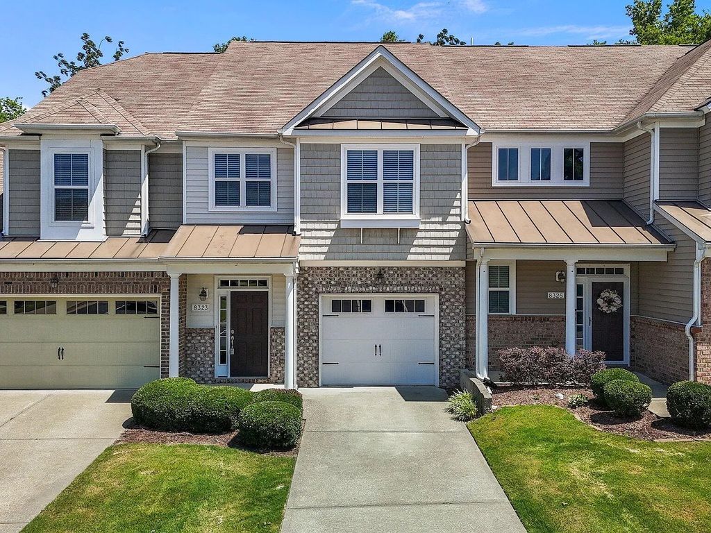 8323 Yaxley Hall Dr, Raleigh, NC 27616