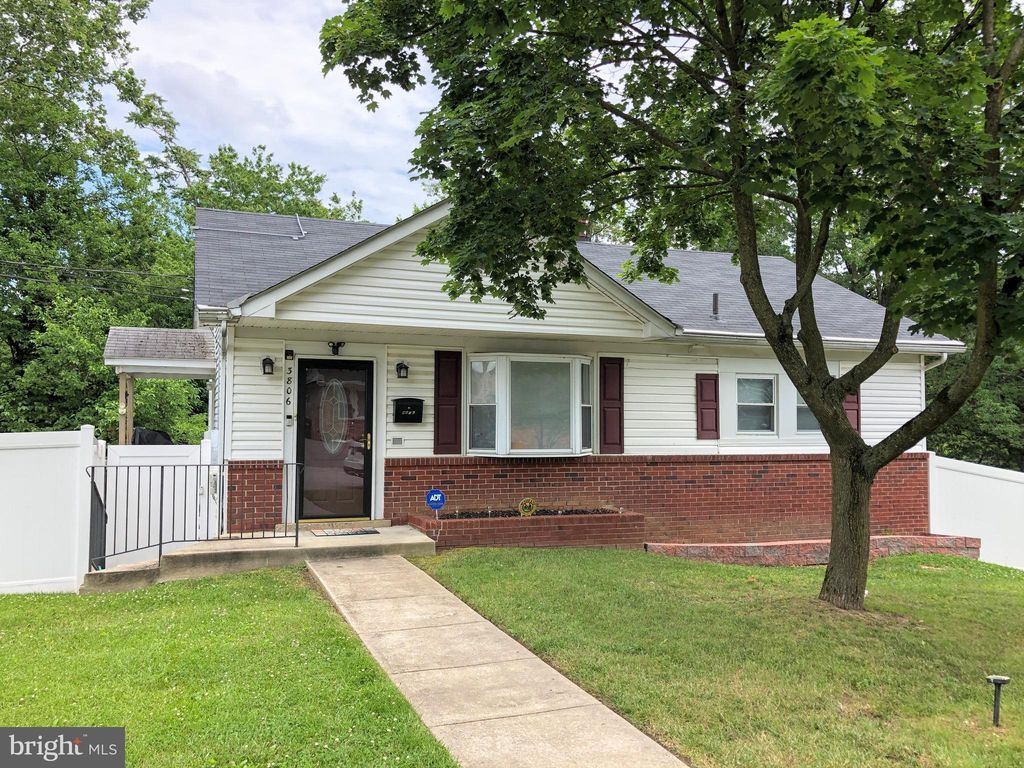 3806 Walls Ln, Suitland, MD 4 Bed, 2 Bath SingleFamily Home 45