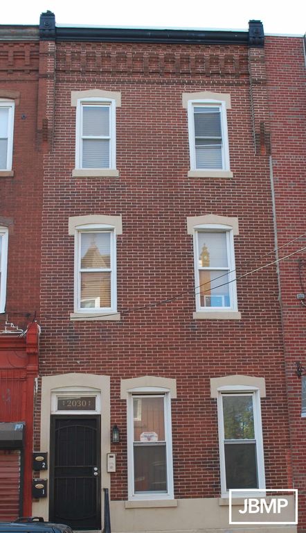 2030 N 17th St #2, Philadelphia, PA 19121