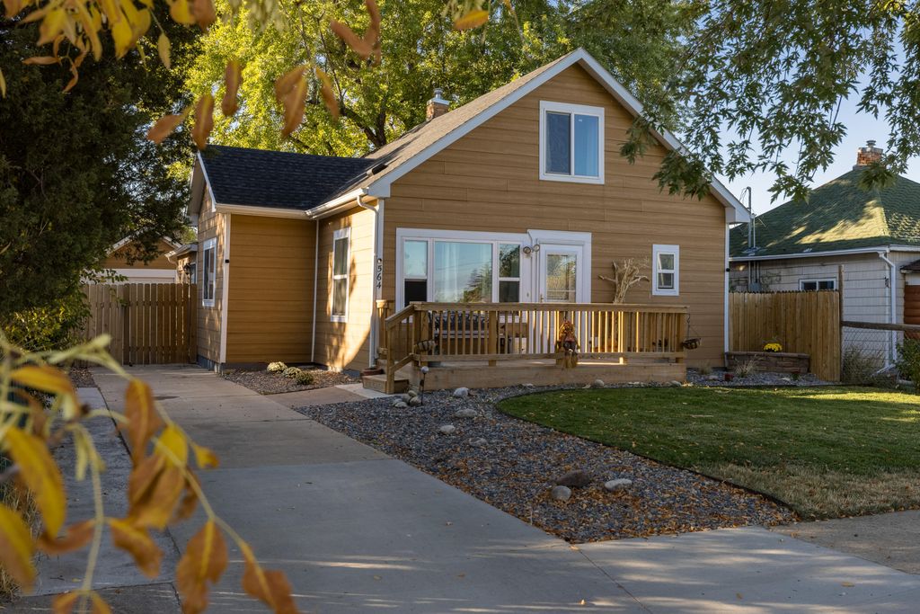 564 E 6th St, Sheridan, WY 82801 | MLS# 21-1137 | Trulia