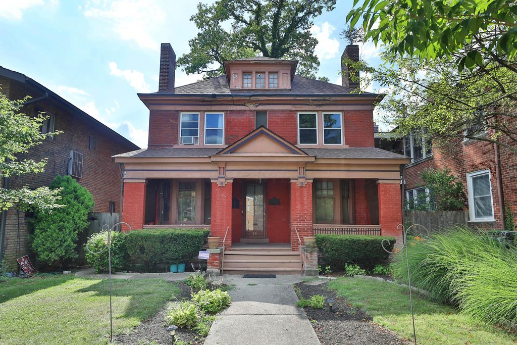 39 Auburn Ave, Columbus, OH 43205