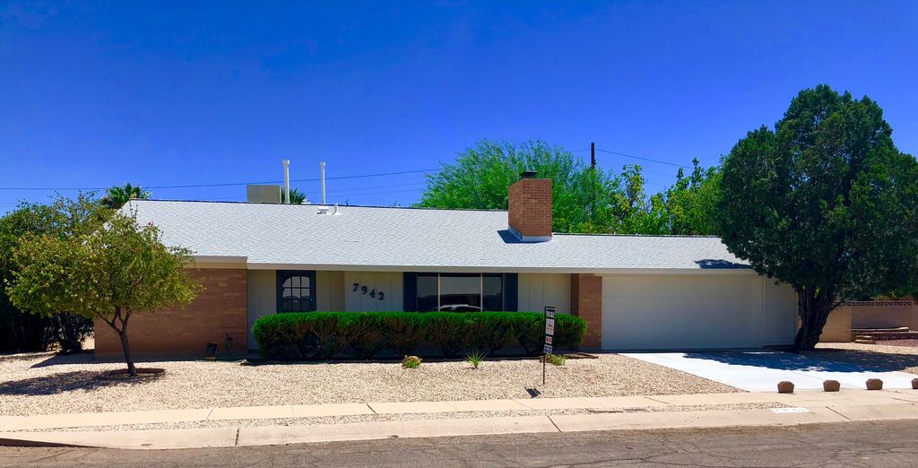 7942 E  Rosewood St, Tucson, AZ 85710