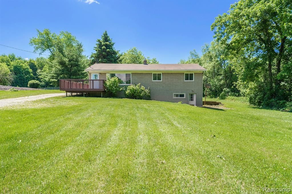 7354 E Holly Rd, Holly, MI 48442 Trulia