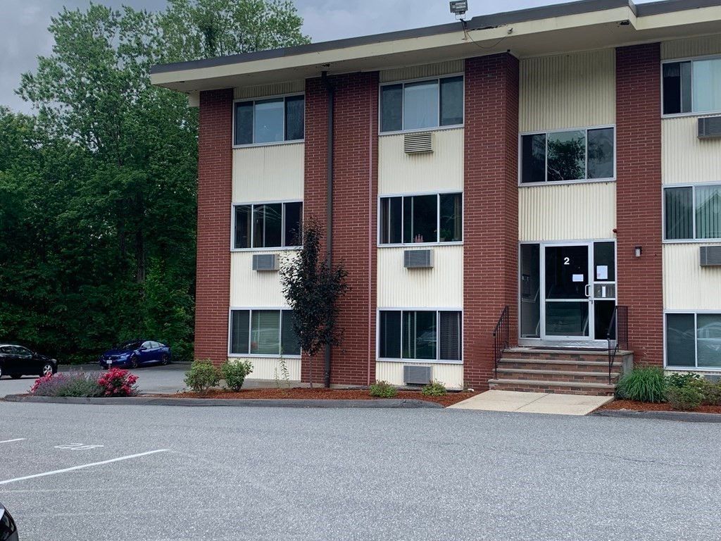 74 Beach St #2-7, Woburn, MA 01801