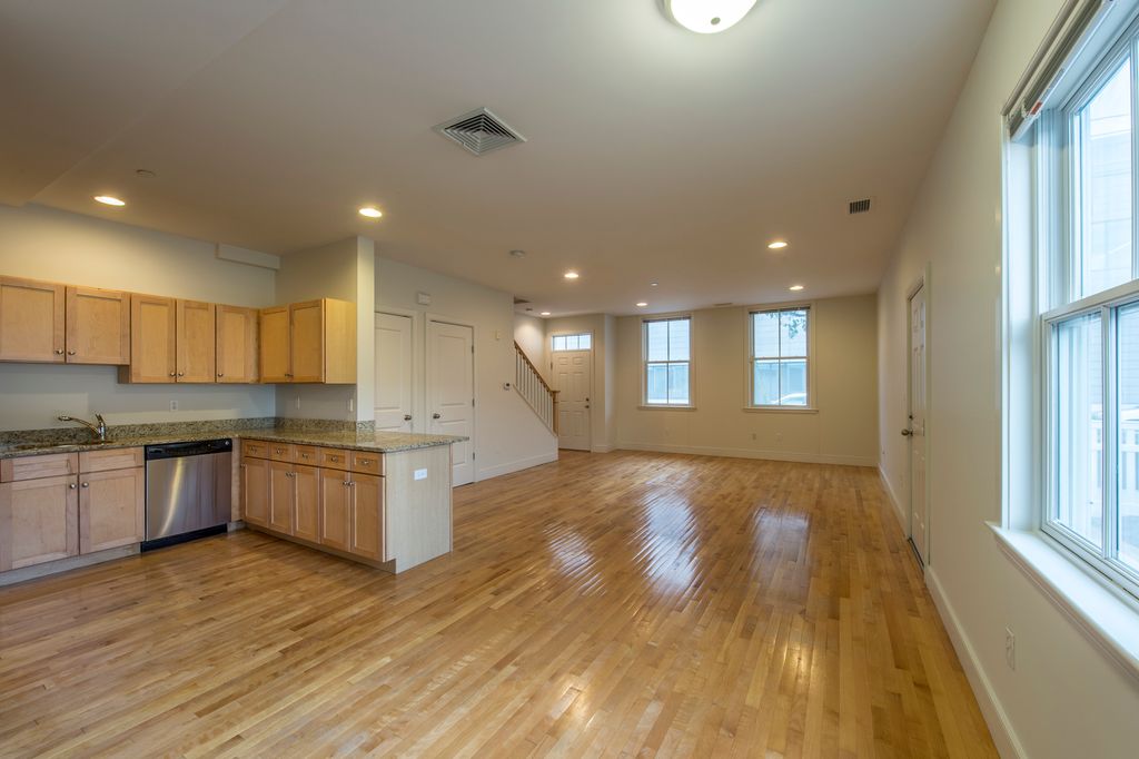 110 2nd St, Cambridge, MA 02141