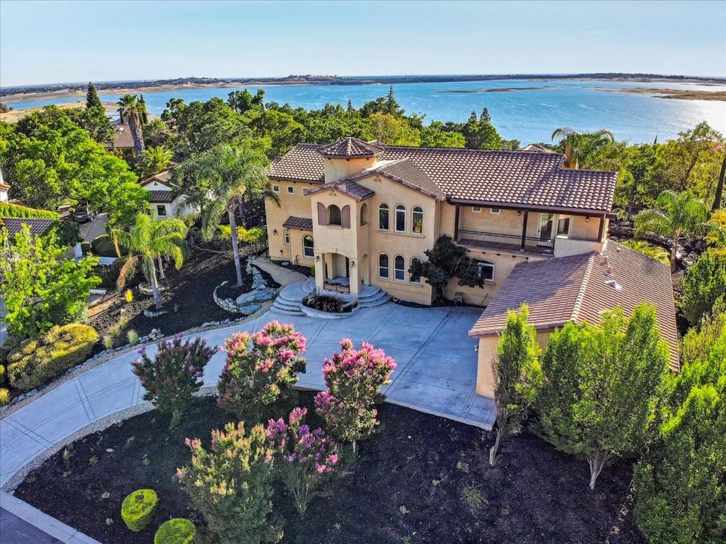 2158 Huntington Cir, El Dorado Hills, CA 95762