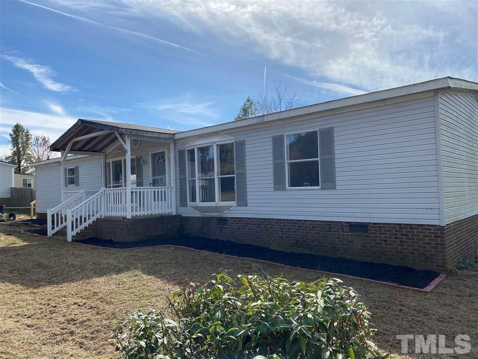 6716 Lake Springs Dr, Holly Springs, NC 3 Bed, 2 Bath Mobile / Manufactured 19 Photos Trulia