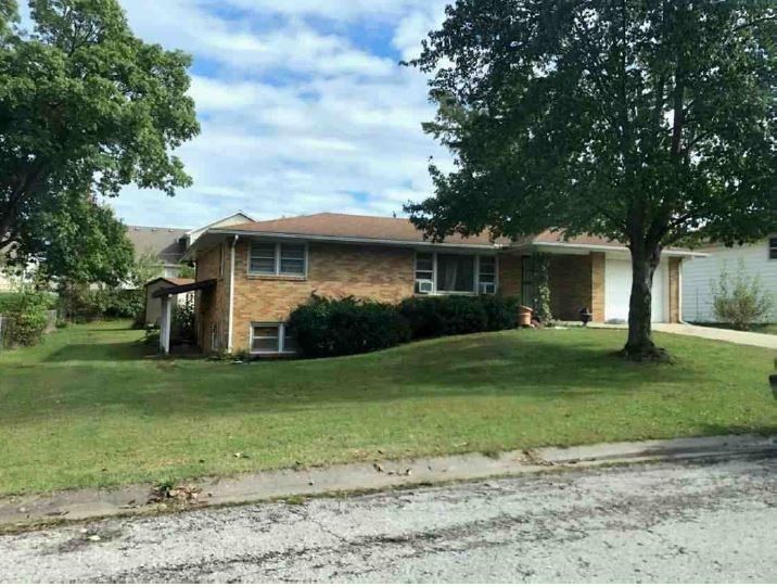 1304 Hickam Dr, Columbia, MO 65202