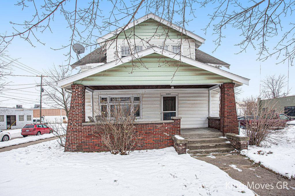 1100 Butterworth St SW, Grand Rapids, MI 49504