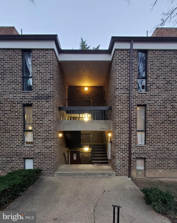 3346 Hewitt Ave #83, Silver Spring, MD 20906