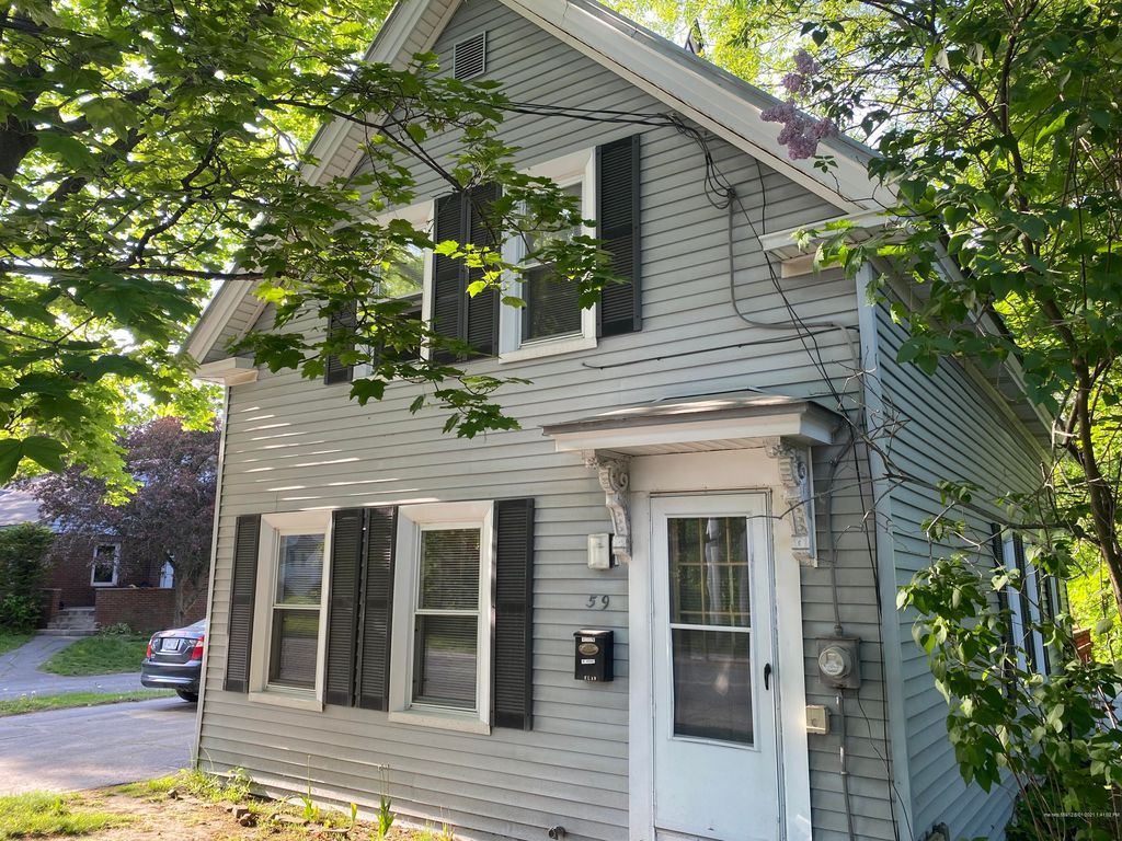 59 Western Ave, Waterville, ME 04901