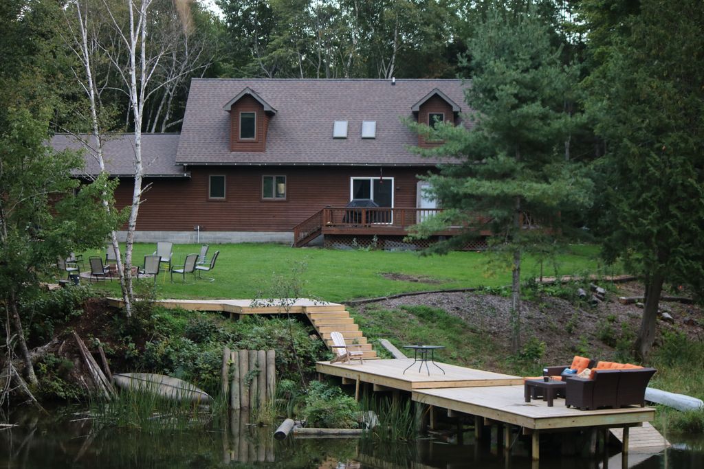 W13092 Riverview Dr, Engadine, MI 3 Bed, 3 Bath 27 Photos Trulia