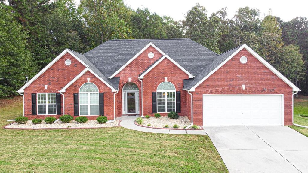 13144 Sweden Trl, Hampton, GA 30228